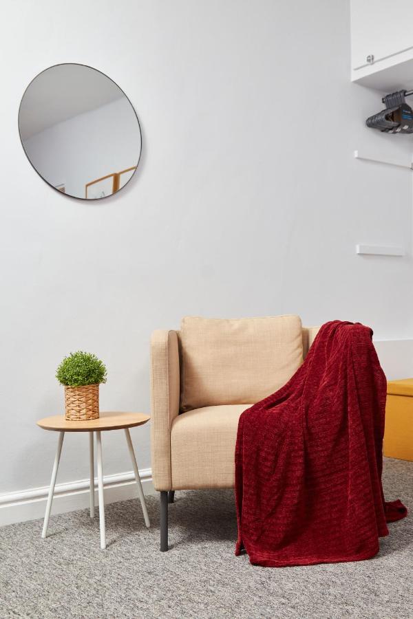 Wonderful Apartment In Bath With Garden - Sleeps 8 Bagian luar foto