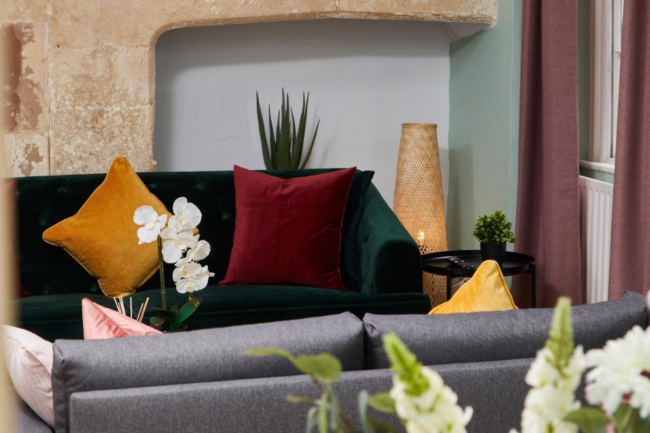 Wonderful Apartment In Bath With Garden - Sleeps 8 Bagian luar foto